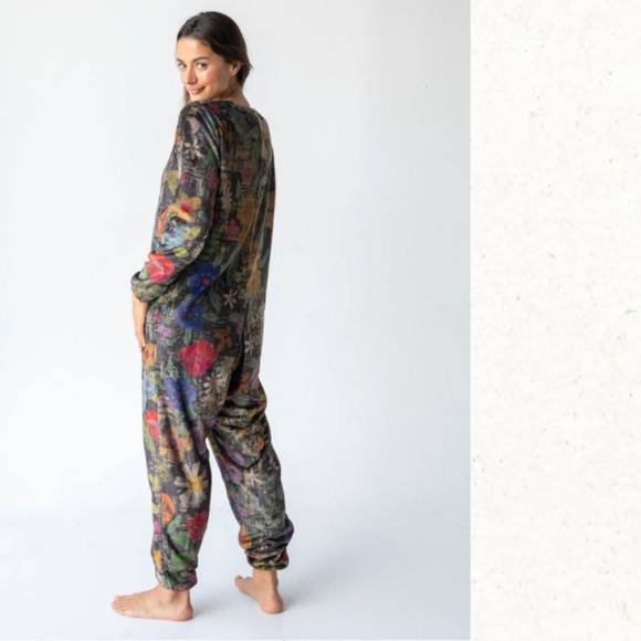 NWT Natural Life Women's S Fleece One Piece Multi Floral Romper - Picture 5 of 5